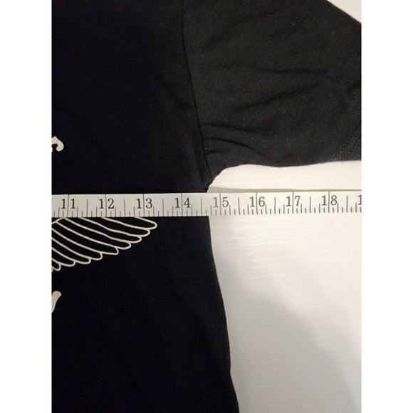 Canvas Printed T-Shirt XS in Black - Picture 5 of 6